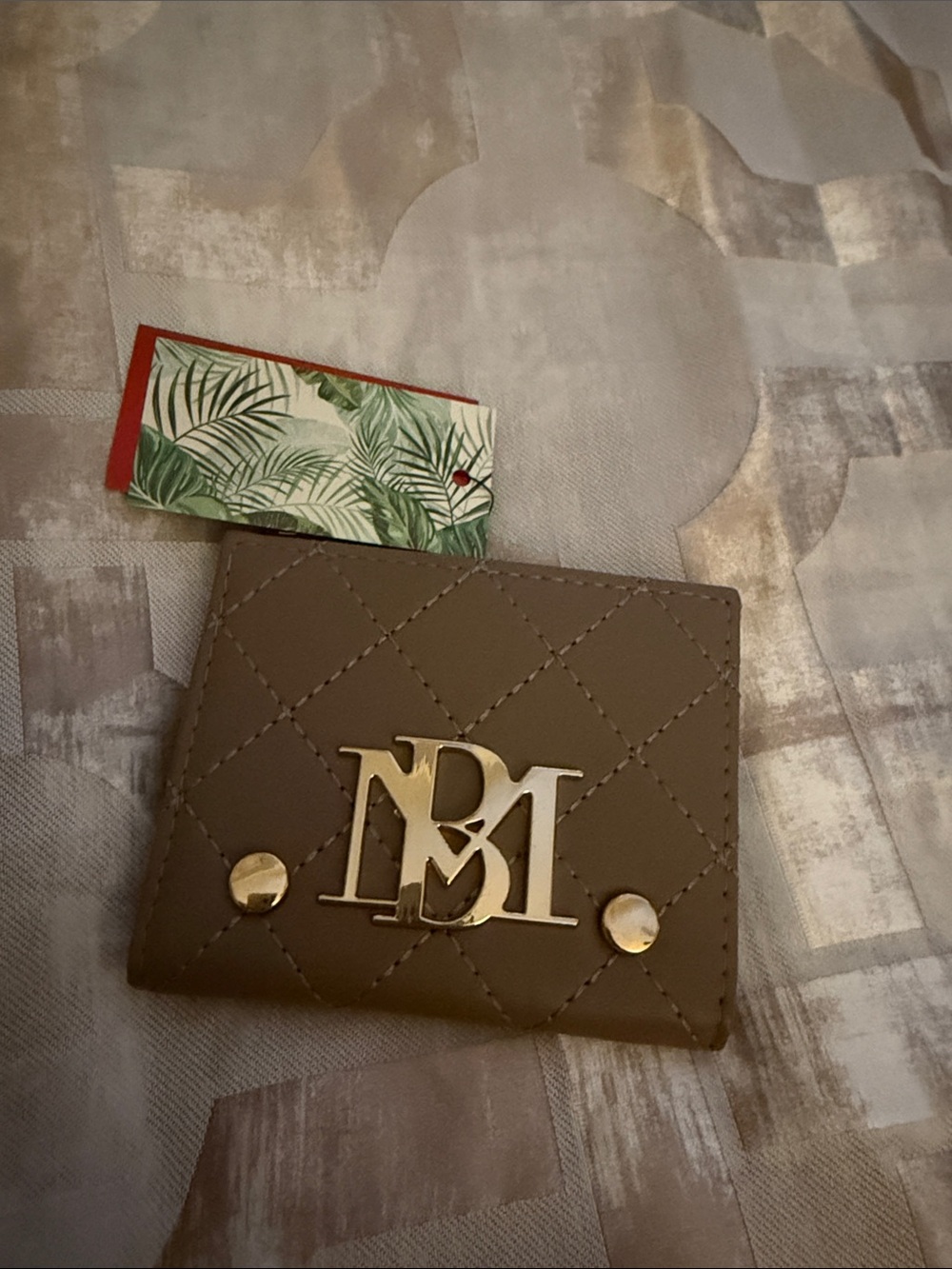 NWT BADGLEY MISCHKA SHORT CARD WALLET